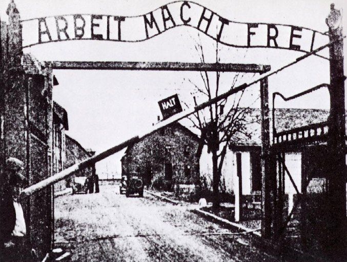 Auschwitz gate 1940